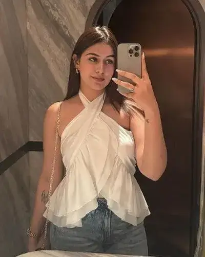 Escorts In Laundi